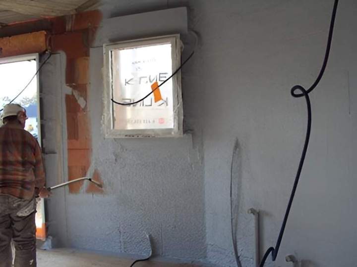 Création de cloisons légères pour réorganiser les volumes